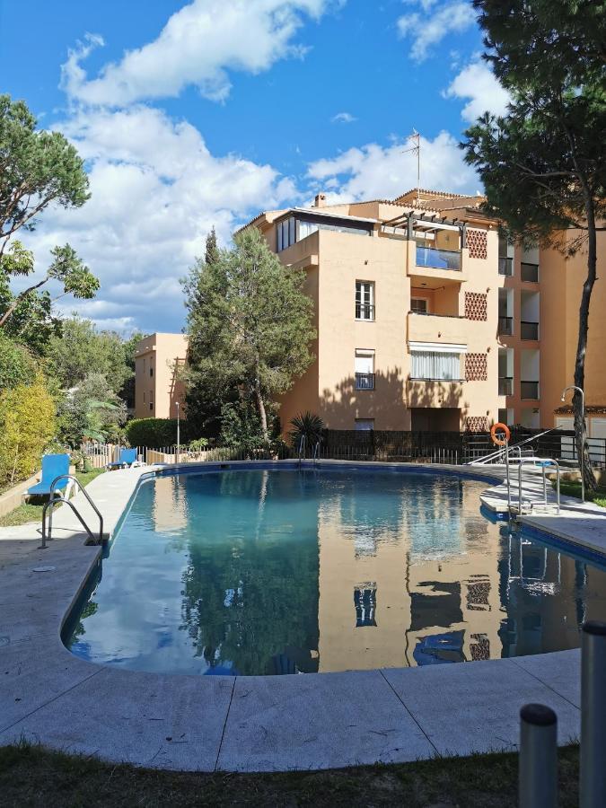 Marbella Junto Al Mar Con Gran Terraza Apartment Bagian luar foto